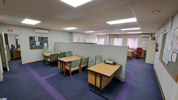 200 m² Office Space