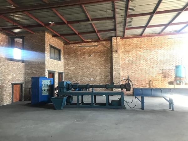 270 m² Industrial space