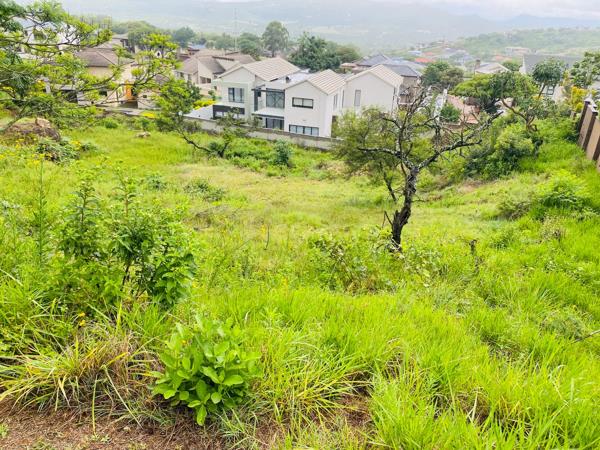 1 282 m² Land