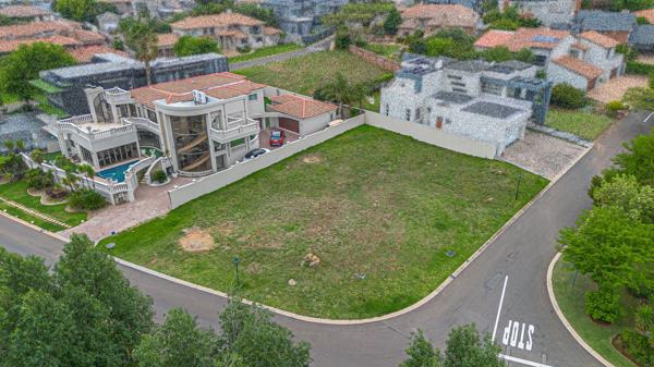 803 m² Land