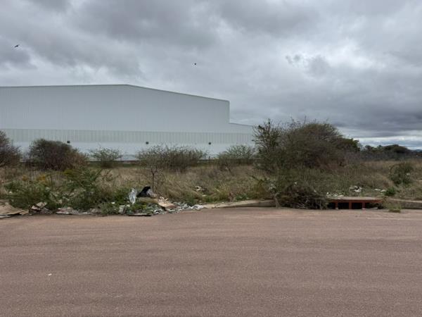 1 253 m² Land