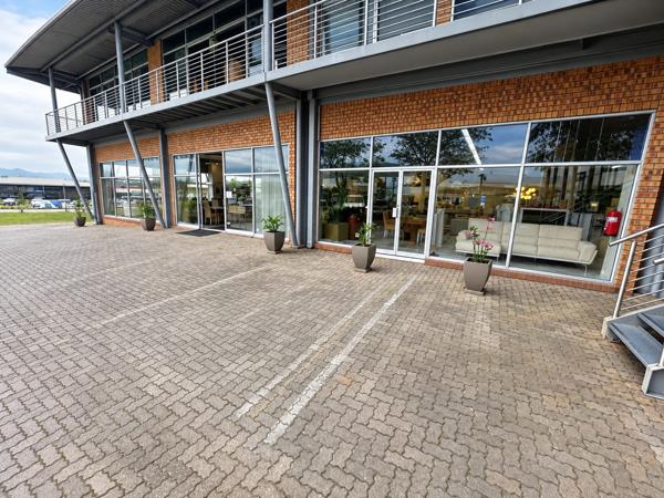 309 m² Commercial space
