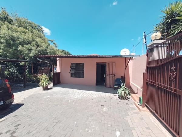 2 Bedroom House