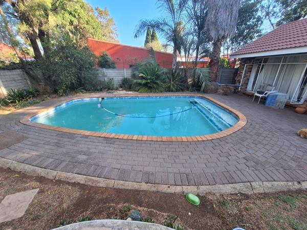 1 050 m² Commercial space