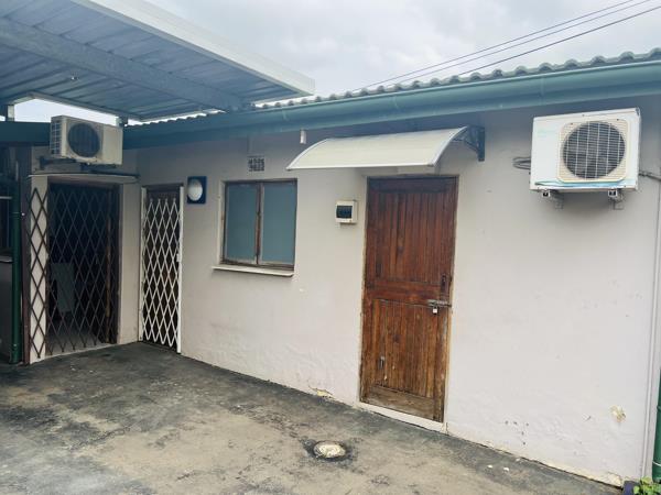 1 Bedroom House
