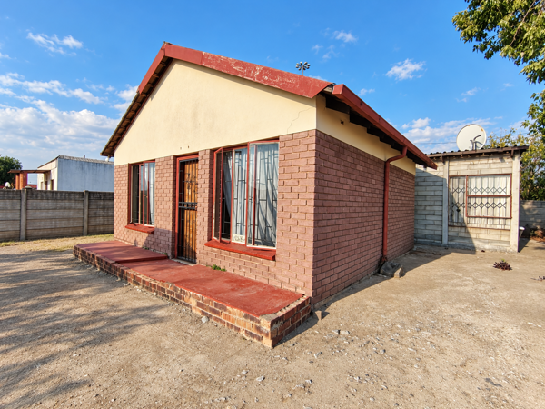 2 Bedroom House