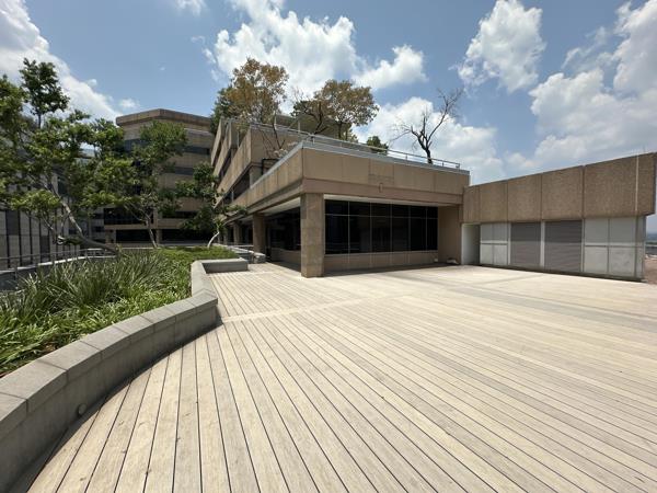 552 m² Commercial space