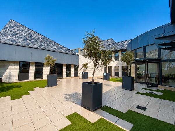 234 m² Commercial space