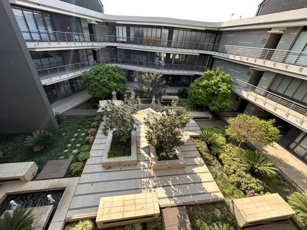 370 m² Commercial space