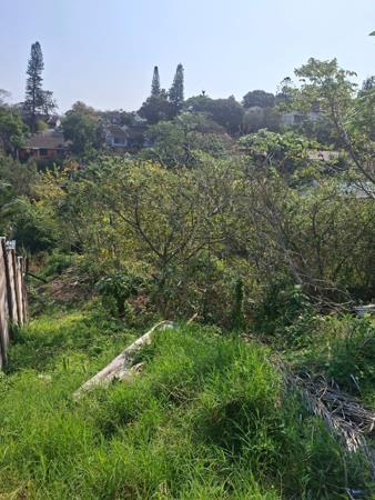 1 098 m² Land