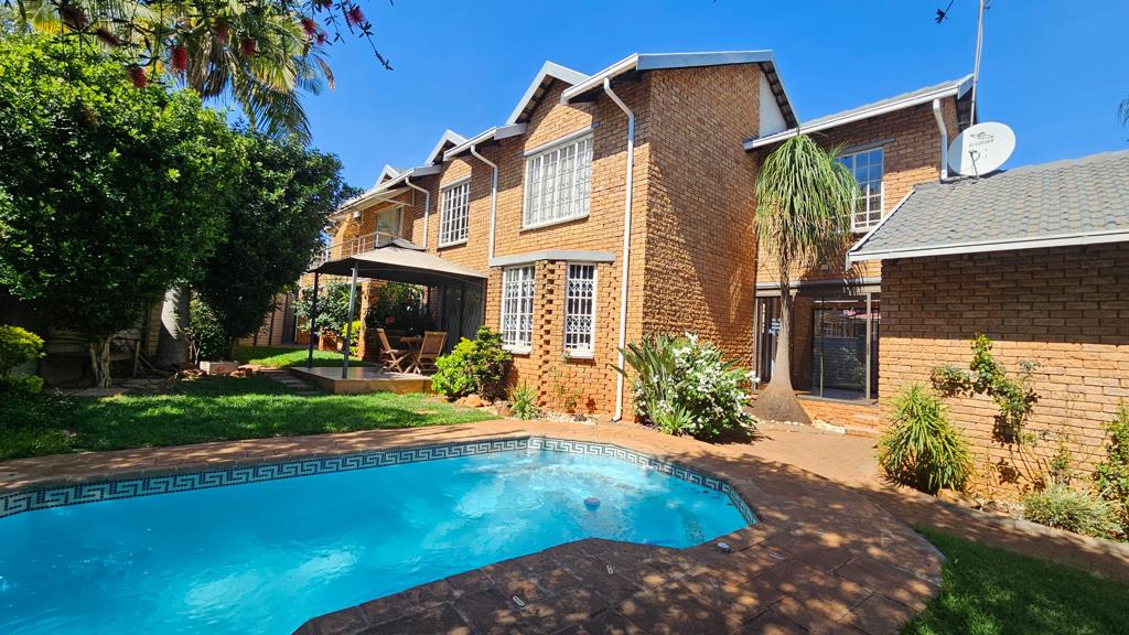 4 Bedroom House