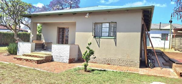 2 Bedroom House