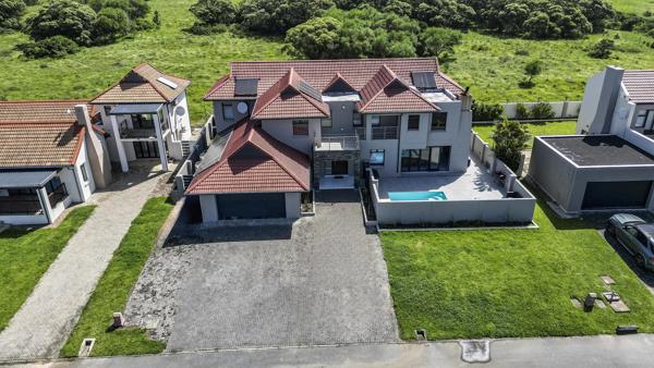 6 Bedroom House