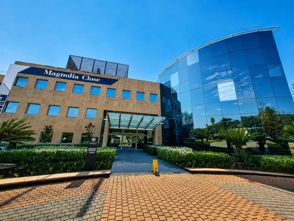 1 196 m² Commercial space