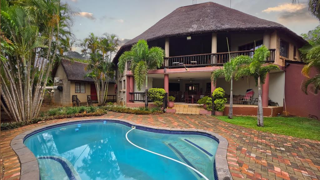 6 Bedroom House