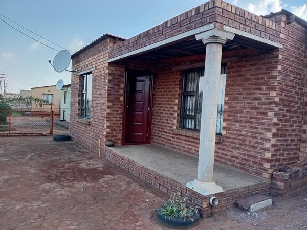 2 Bedroom House