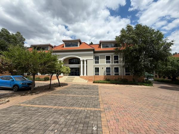 326 m² Commercial space