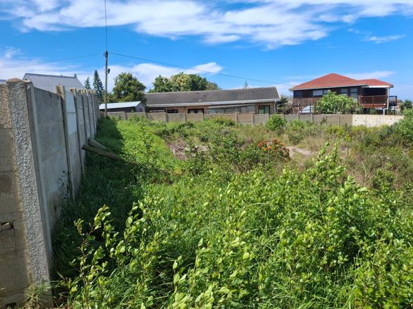 1 004 m² Land