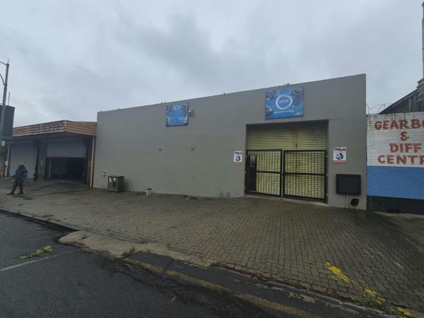 495 m² Industrial space