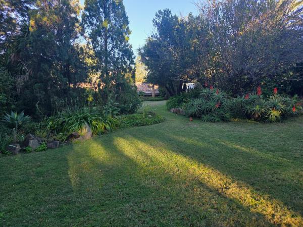 1 800 m² Land