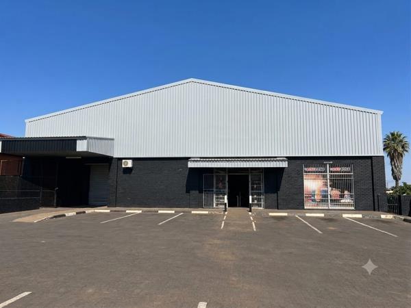 709 m² Commercial space