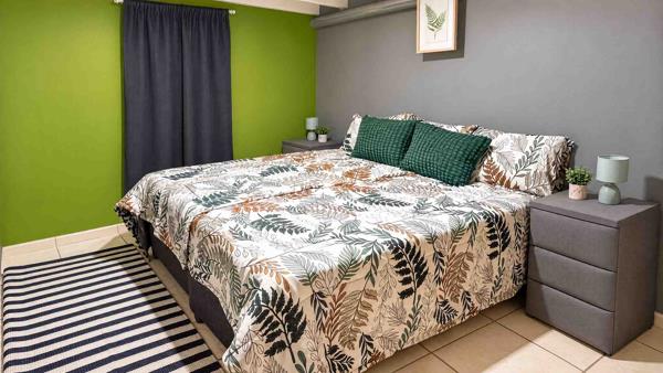8 Bedroom Apartment