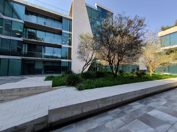 274 m² Commercial space