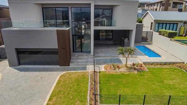 5 Bedroom House