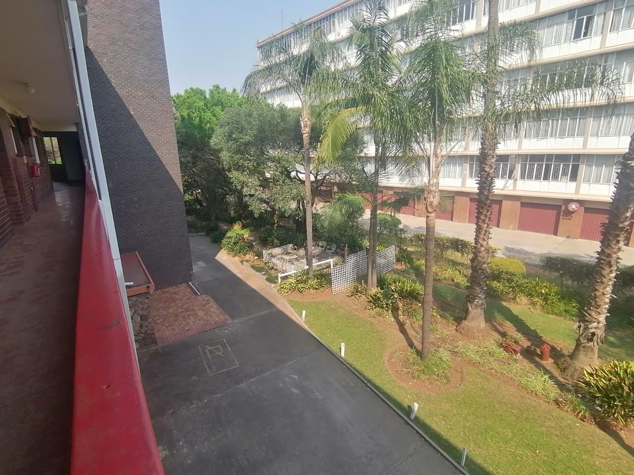 1 Bedroom Apartment in Queenswood