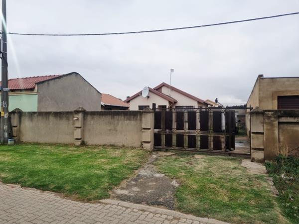 2 Bedroom House