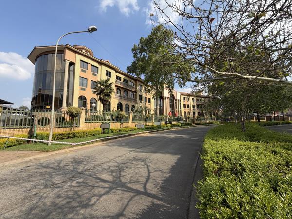 348 m² Industrial space