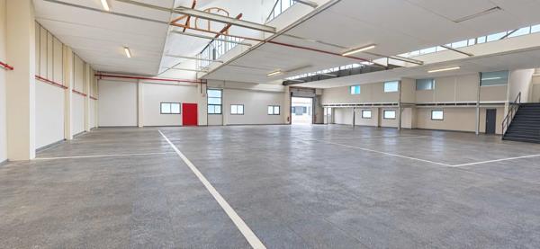 732 m² Industrial space