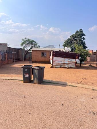 2 Bedroom House