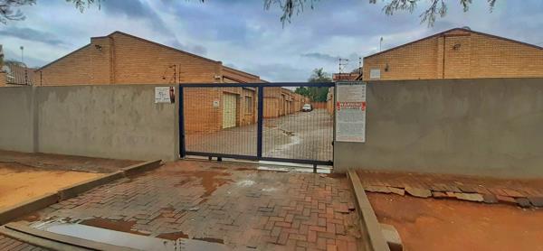 1 Bedroom Townhouse
