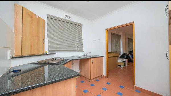 Bachelor apartment