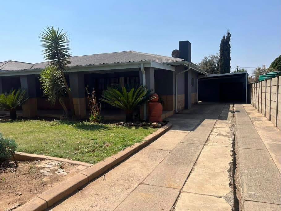 4 Bedroom House