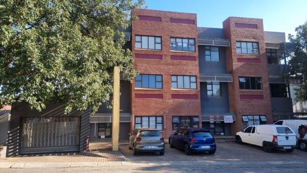 144 m² Office Space