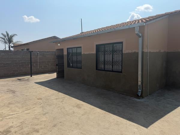 2 Bedroom House