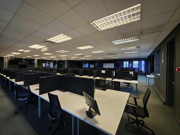 566 m² Commercial space