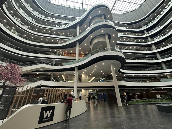 660 m² Commercial space