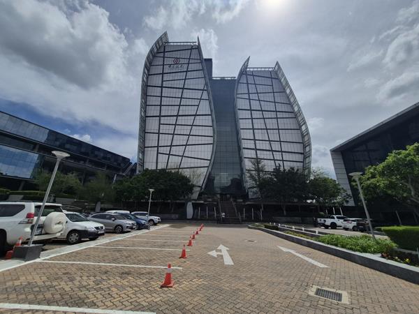 1 599 m² Commercial space