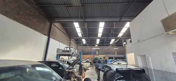 550 m² Industrial space