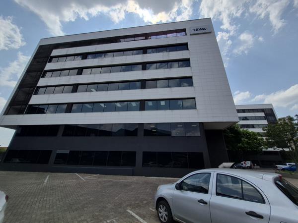 230 m² Commercial space