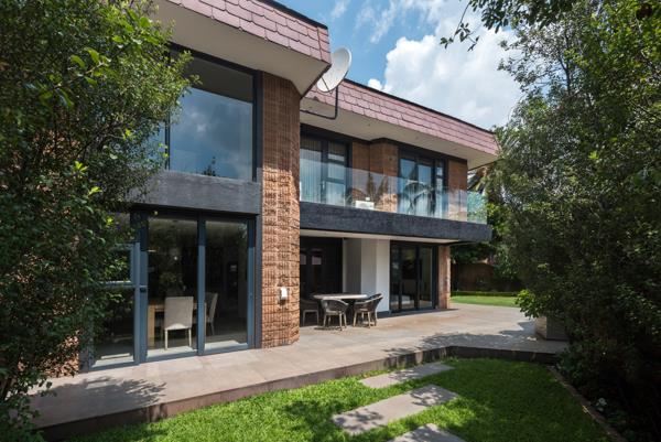 4 Bedroom Townhouse