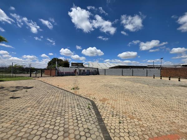 2 000 m² Industrial space