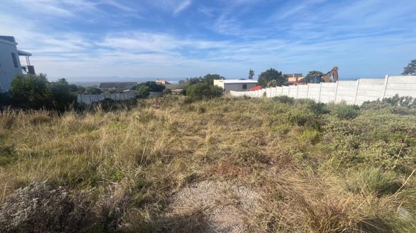 1 218 m² Land