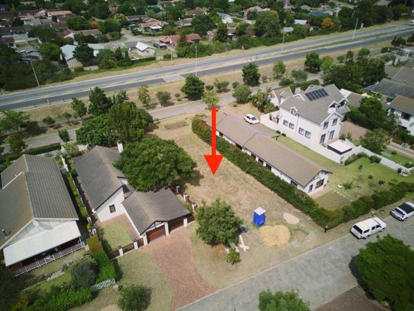 469 m² Land