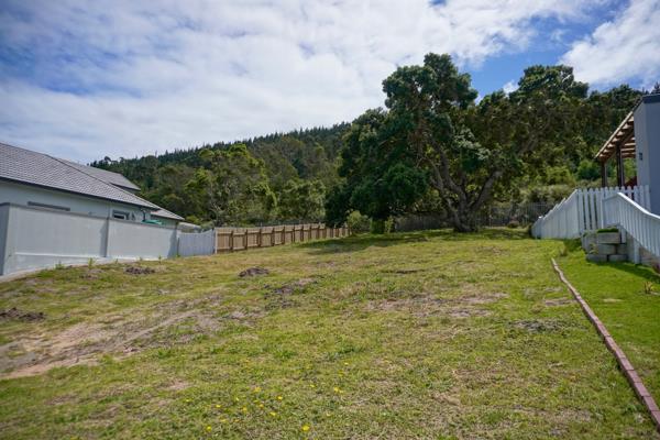 560 m² Land