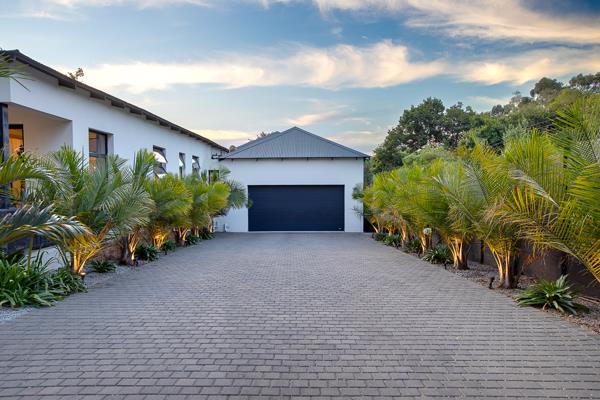 6 Bedroom House