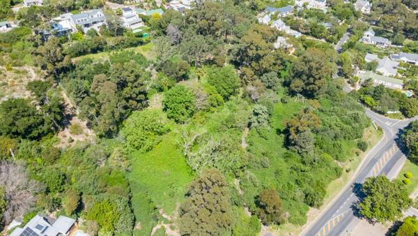 1.6 ha Land